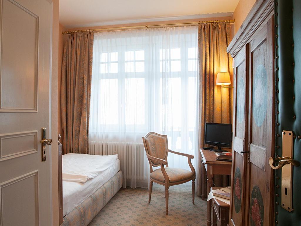 Doppelzimmer mit Gartenblick